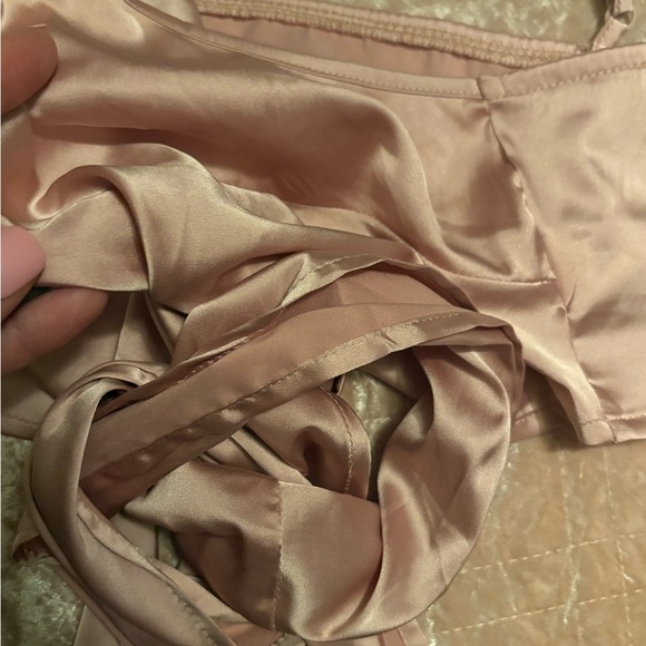 Pink satin wrap top
Size small adjustable straps - Picture 2 of 2